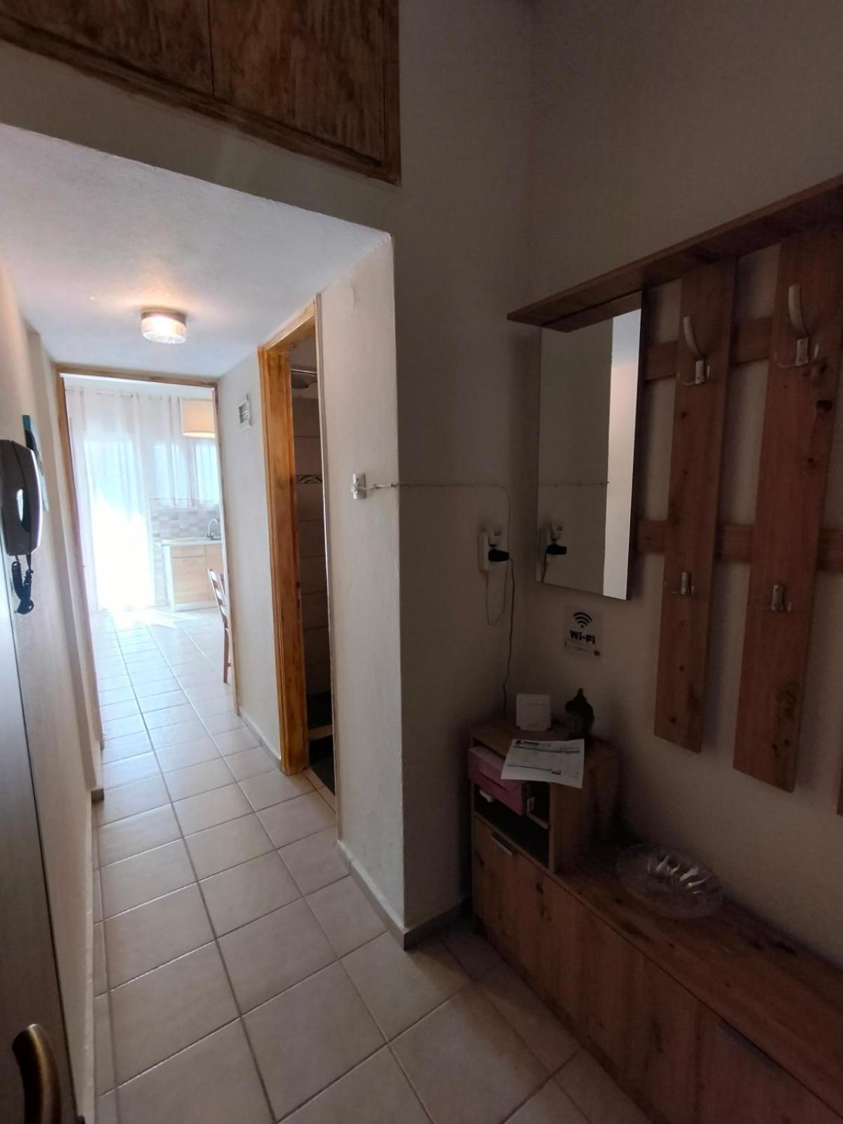 Elegant Central Apartment In Volos Buitenkant foto