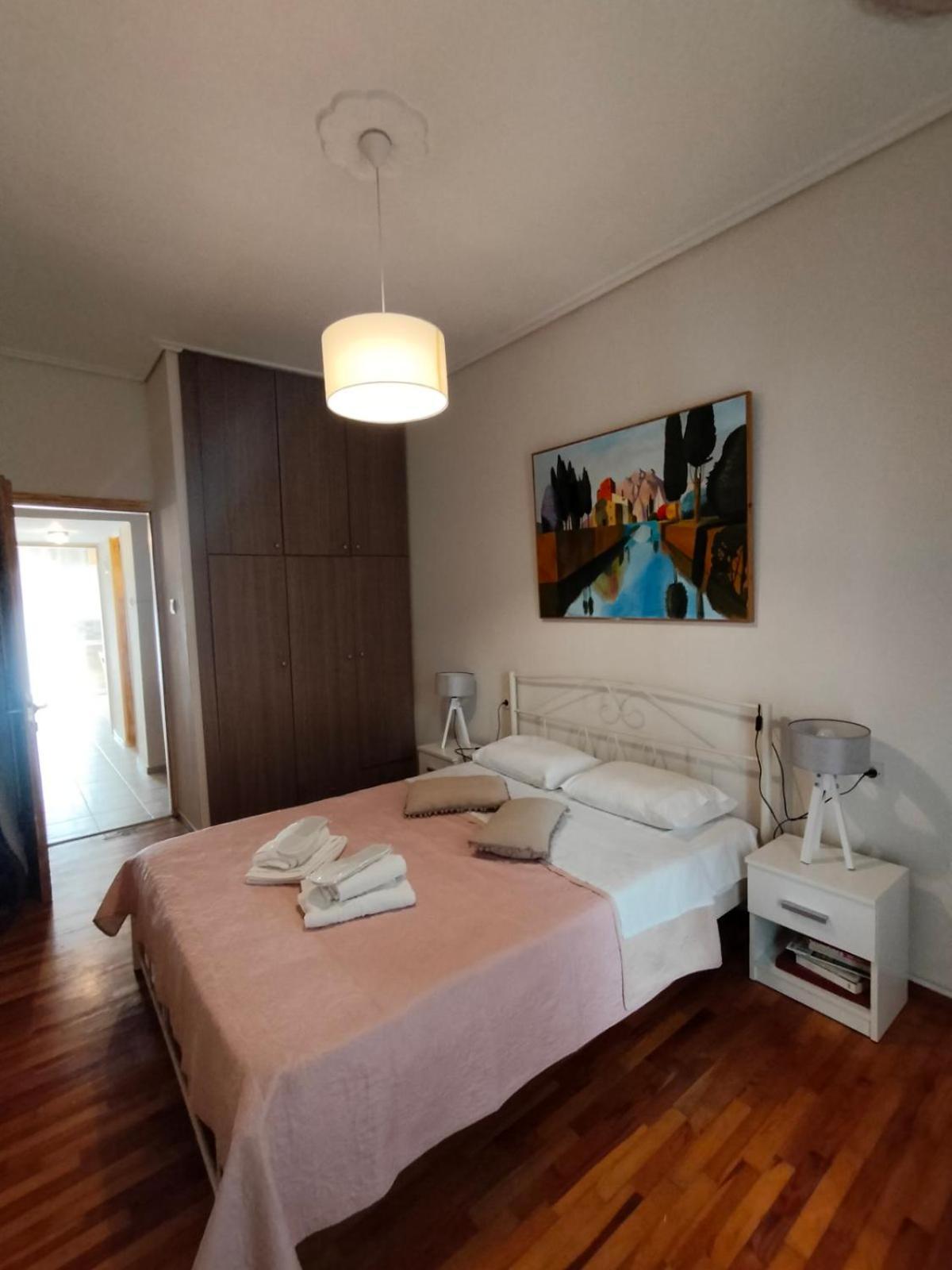 Elegant Central Apartment In Volos Buitenkant foto